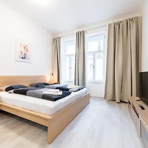 Appartement Borivojova 63, Prague