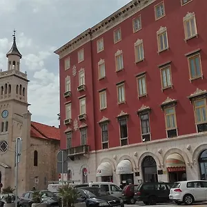 Irisha , Split Croatia