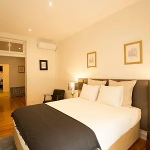 ola-lisbon-chiado-iv.hotels-lisbon-portugal.com/